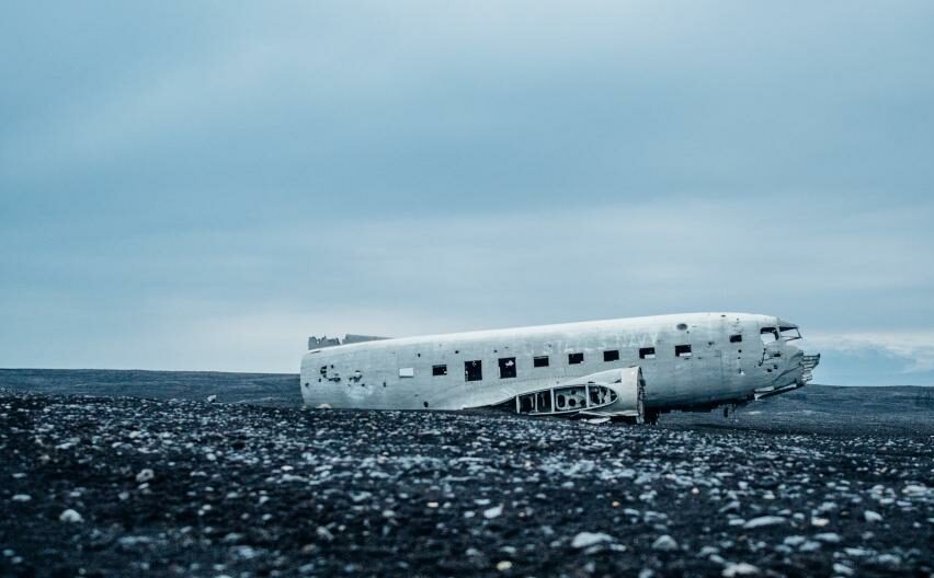 A Plane Crash That Will Haunt Your Dreams