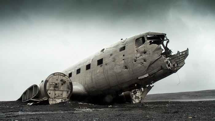 What Does it Mean To Witness a Plane Crash In a Dream?