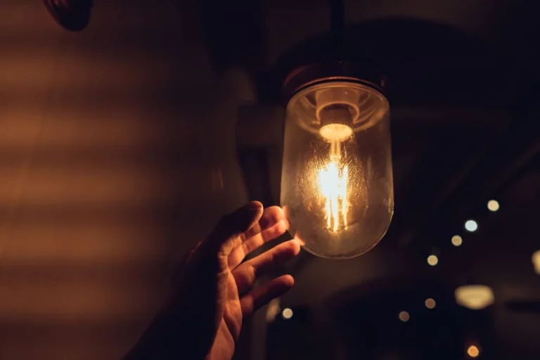 The Biblical Meaning of Flickering Lights
